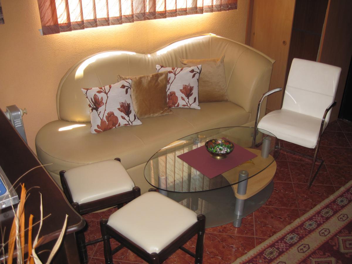 Apartment Yasica Izacic Buitenkant foto