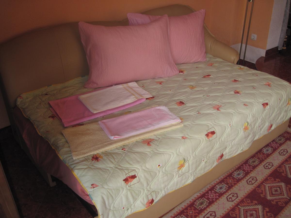 Apartment Yasica Izacic Buitenkant foto